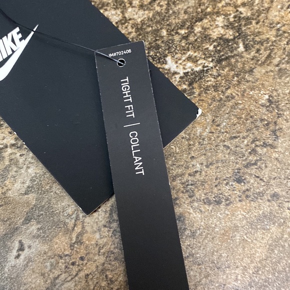 Nike
NWT WMNS NIKE SPORTSWEAR ICON CLASH ONE PIECE
Bodysuit
Style: CZ9326-576 - Picture 3 of 5